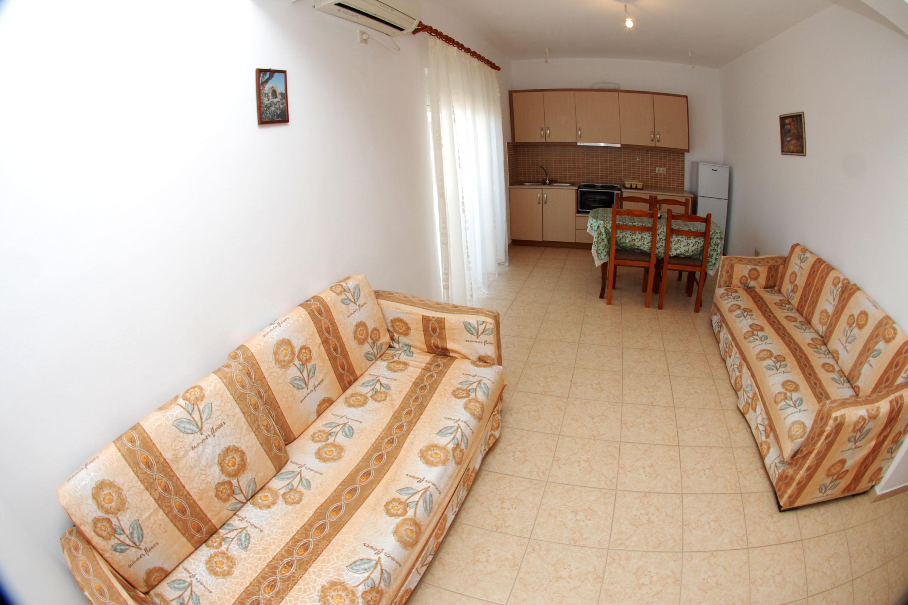 Apartments & Hotel Eleanna Sarandë Eksteriør bilde