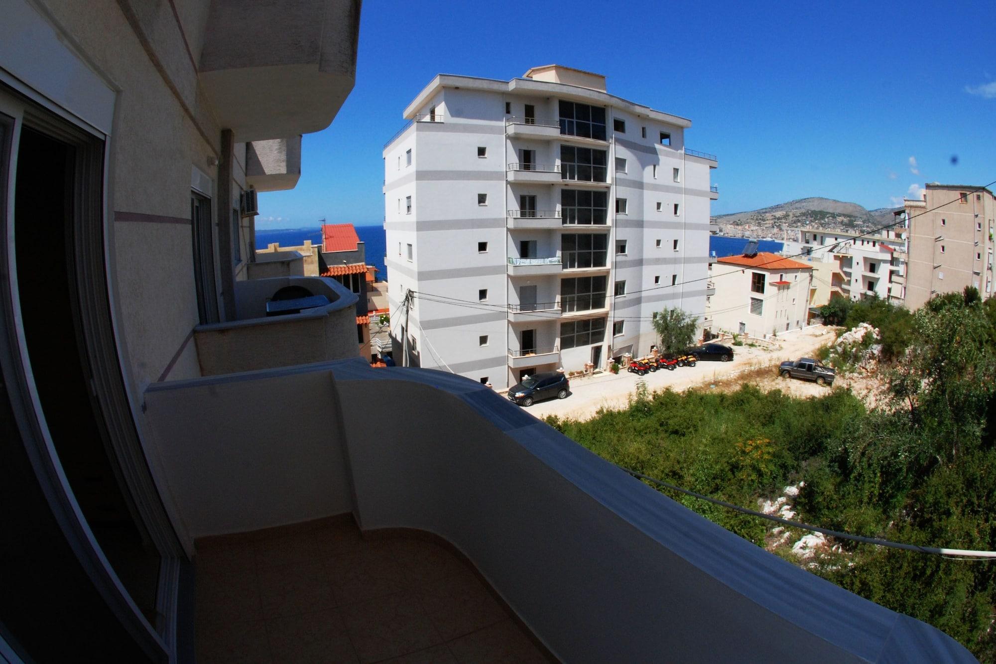 Apartments & Hotel Eleanna Sarandë Eksteriør bilde