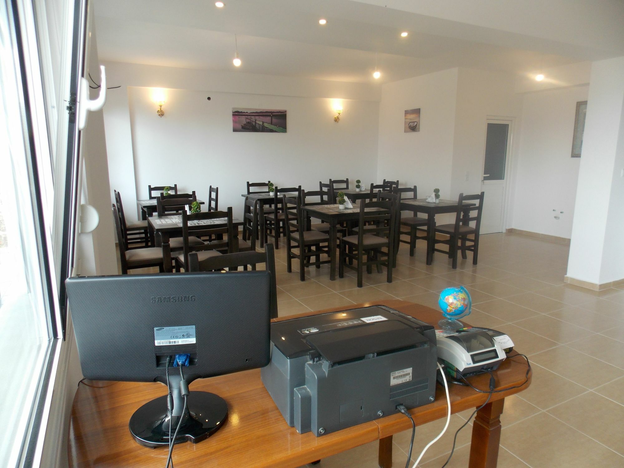 Apartments & Hotel Eleanna Sarandë Eksteriør bilde