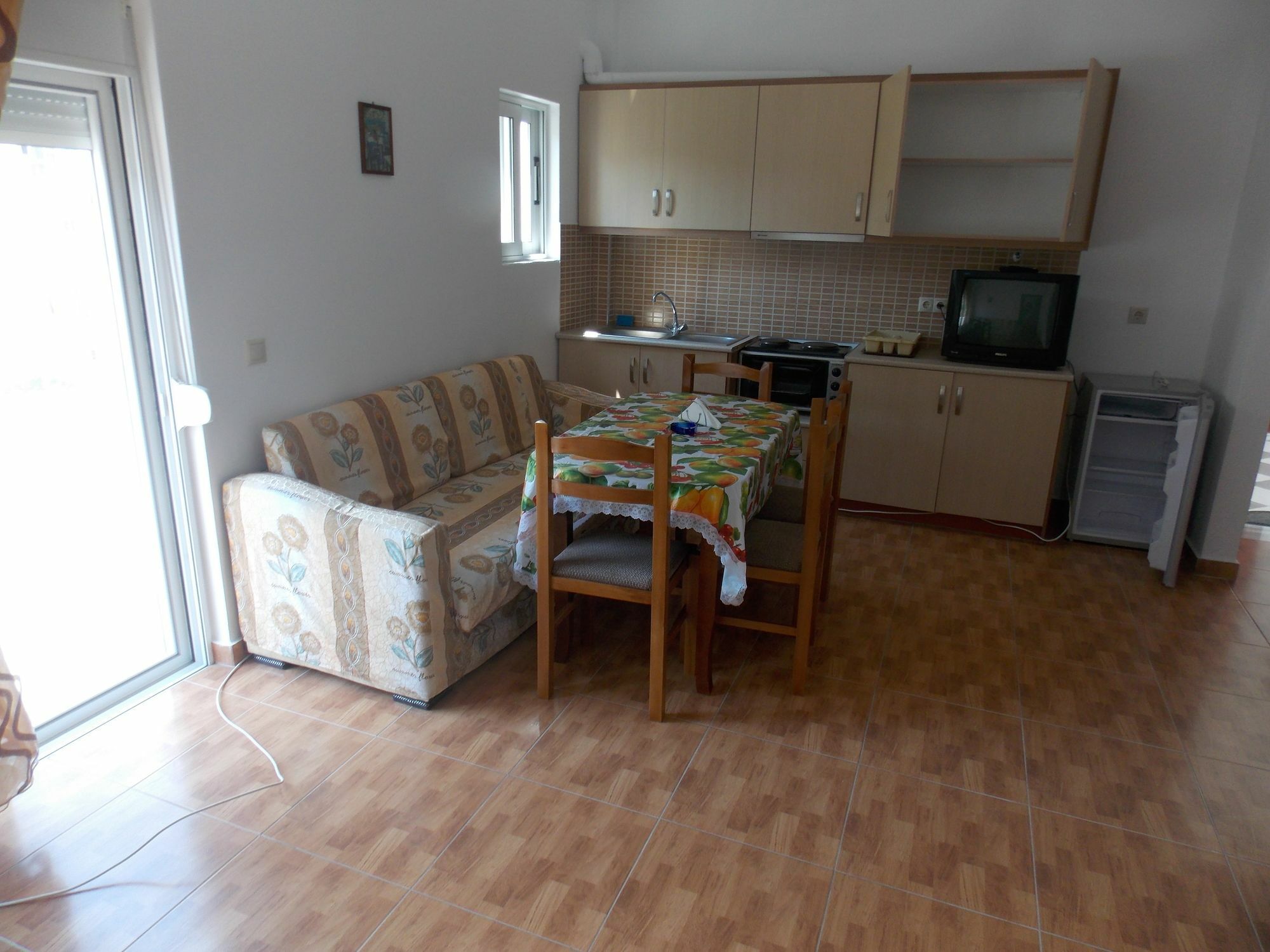 Apartments & Hotel Eleanna Sarandë Eksteriør bilde
