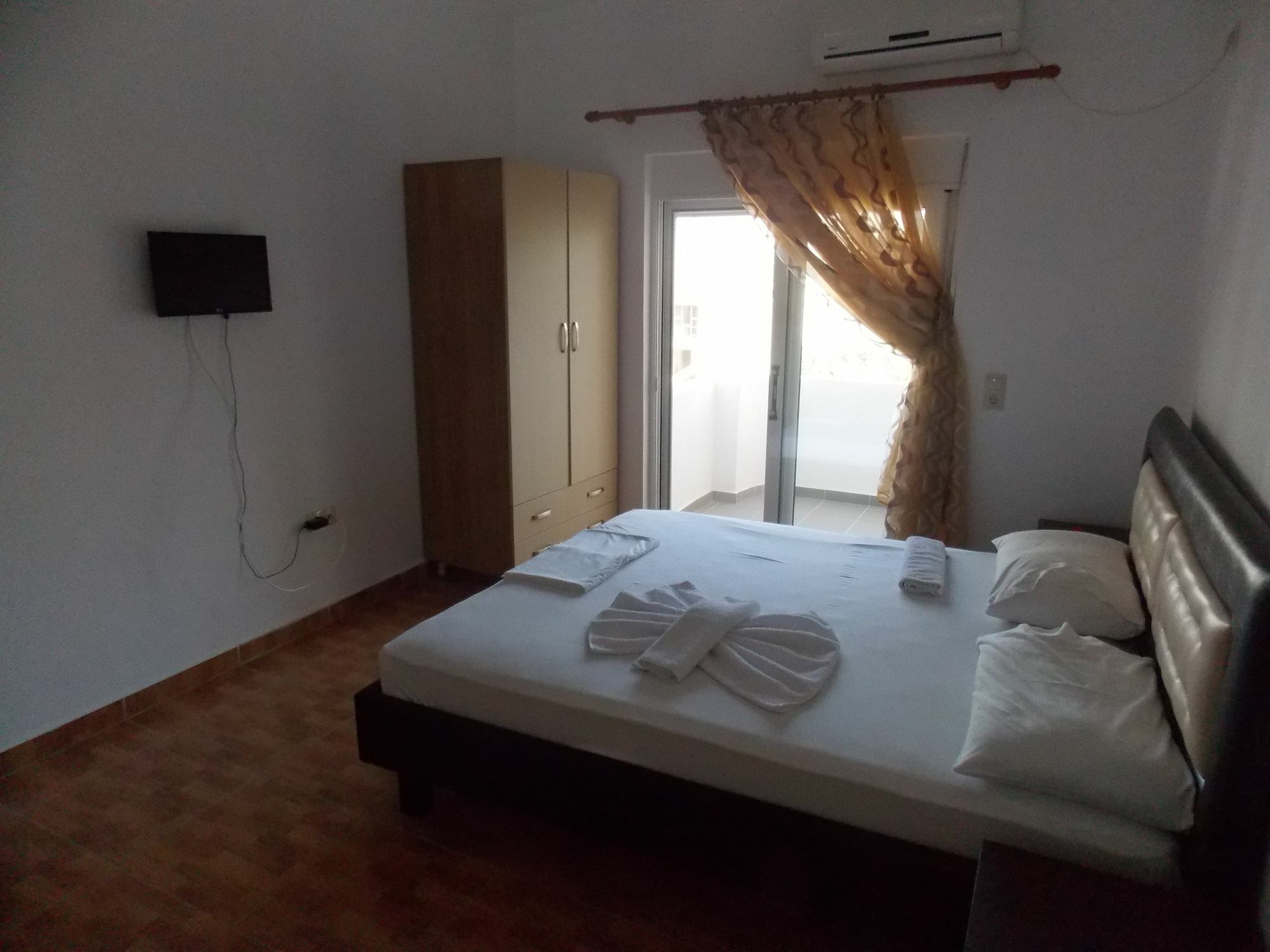 Apartments & Hotel Eleanna Sarandë Eksteriør bilde